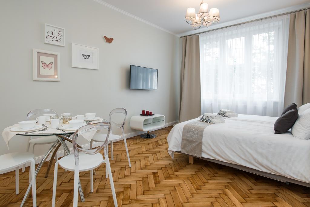 Luxe Living Krakow Apartment Екстериор снимка